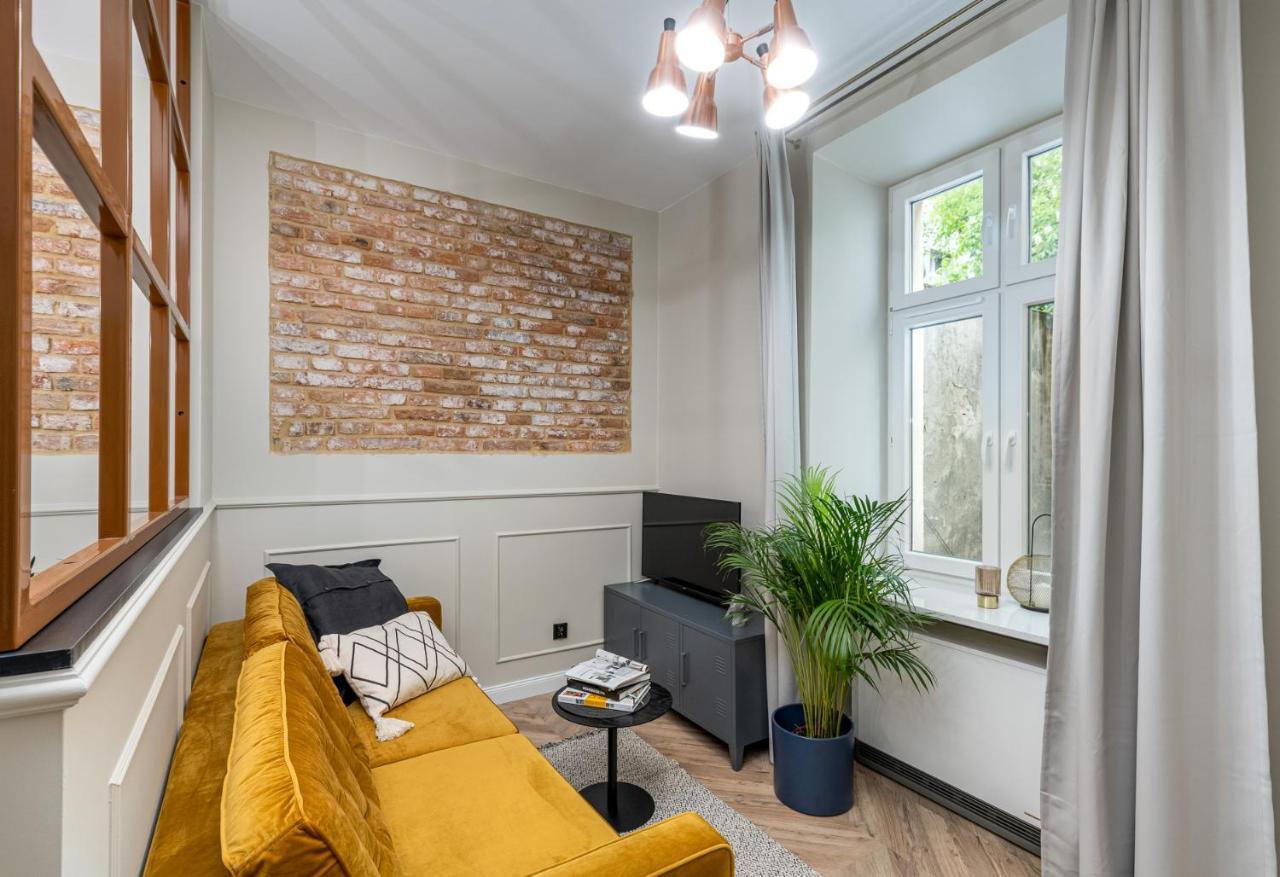 Househost Apartment : Topolowa 26/17 Krakow Dış mekan fotoğraf